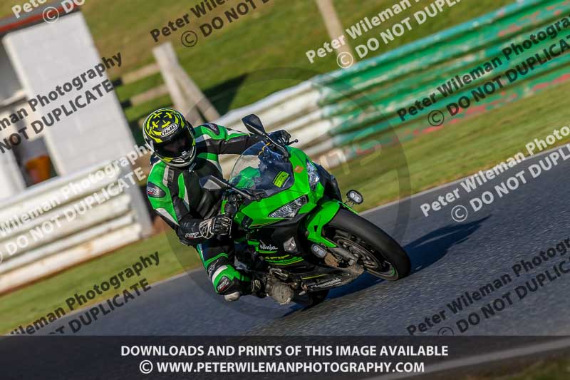 PJM Wedding Photography;enduro digital images;event digital images;eventdigitalimages;mallory park;mallory park photographs;mallory park trackday;mallory park trackday photographs;no limits trackdays;peter wileman photography;racing digital images;trackday digital images;trackday photos